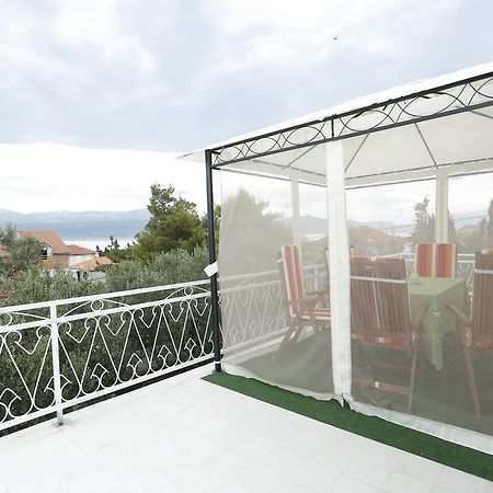 Apartment Magnolia Supetar Pokoj fotografie
