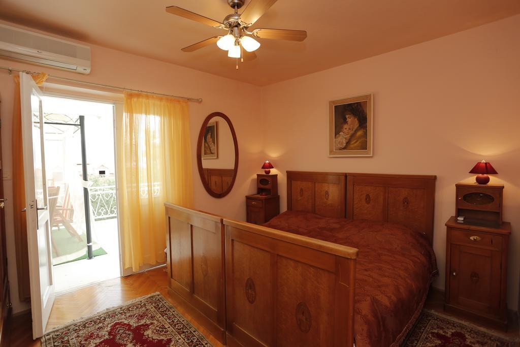 Apartment Magnolia Supetar Pokoj fotografie